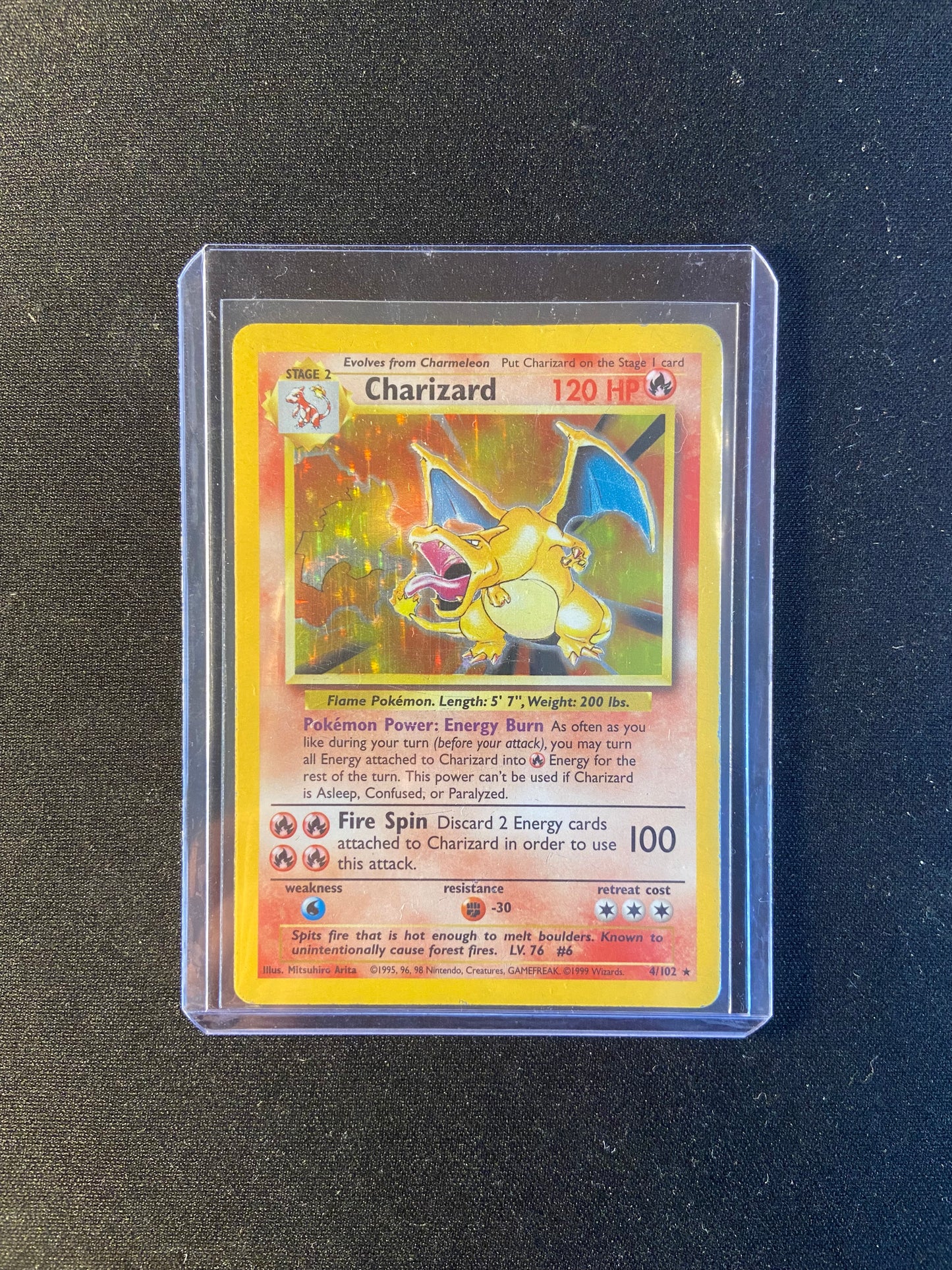 Charizard - 4/102 - Set de Base